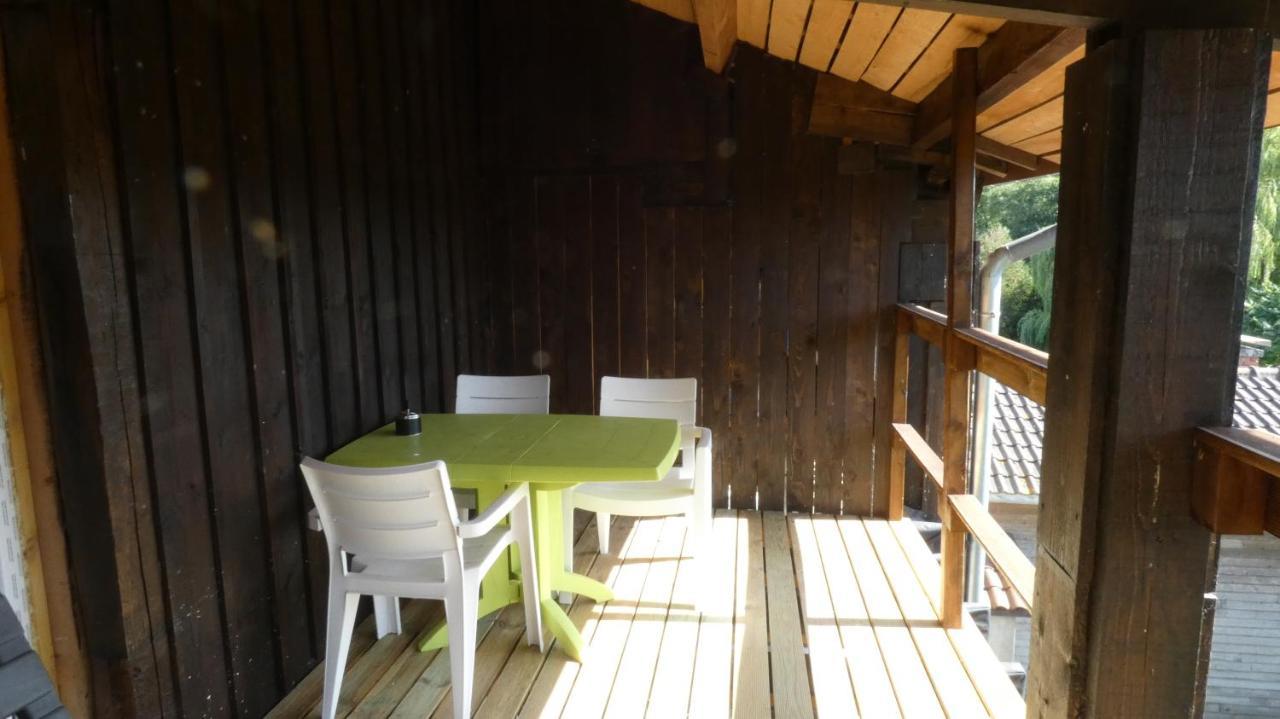 Chatrou Chatelraould-Saint-Louvent Buitenkant foto